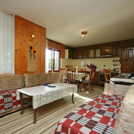 Apartments By The Sea Zivogosce - Mala Duba, Makarska - 2603 Igrane Bilik gambar